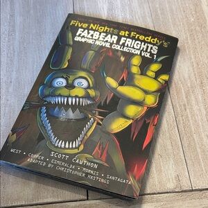 Five Nights at Freddy's Fazbear Frights Graphic Novel Collection Vol. 1